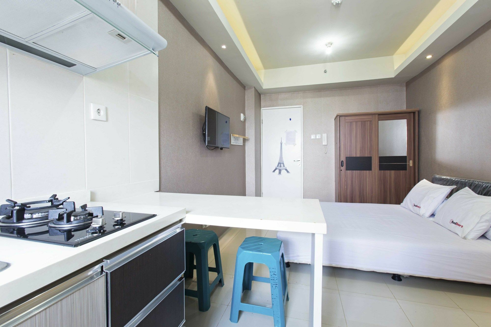 Reddoorz Apartment @ Pegangsaan Kelapa Gading Jakarta Extérieur photo
